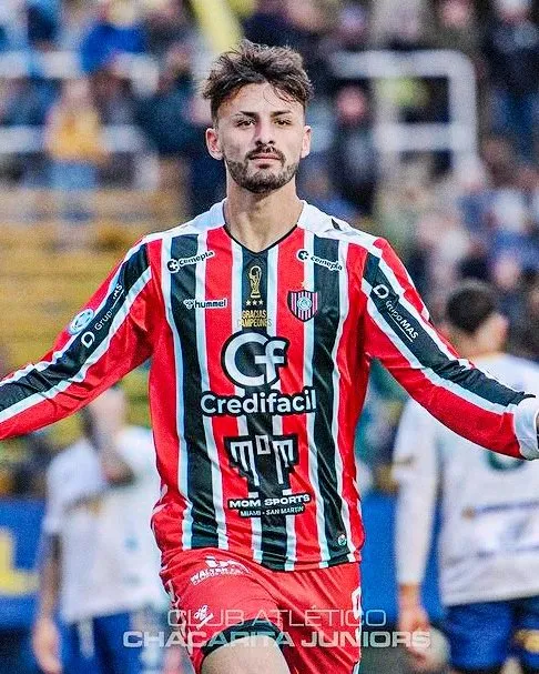 Giménez Alanda, a préstamo en Chacarita y con opción de compra. Foto: Chacarita Oficial