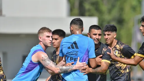 Presencia azul y oro en el amistoso entre la Selección Argentina Sub 23 y Comunicaciones. Foto: Prensa Comunicaciones