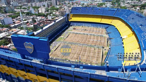 Así quedó el campo de juego de La Bombonera. Foto: Planeta Boca Juniors