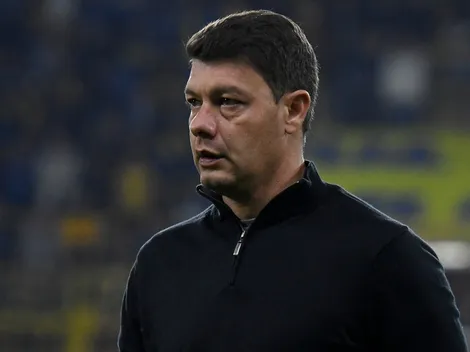 Durísima respuesta de Battaglia a Basualdo, quien lo había tratado de "experimento" en Boca