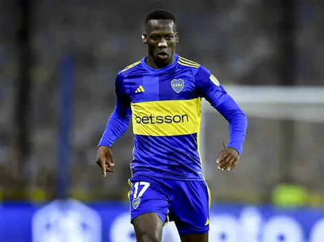 No solo Santos: el otro gigante de Brasil al que fue ofrecido Advíncula