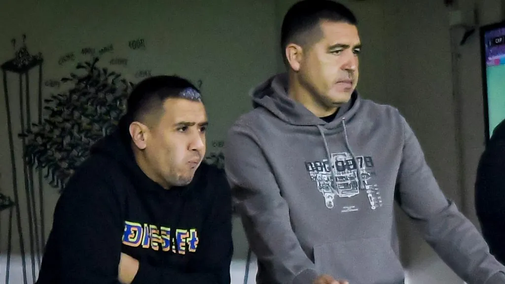 Cristian Riquelme, junto a su hermano Juan Román (Getty Images)