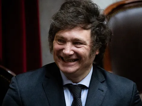 Increíble pero real: Milei puso a disposición su motosierra para sacar a Riquelme de Boca