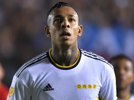 La foto viral del debut de Villa en Bulgaria