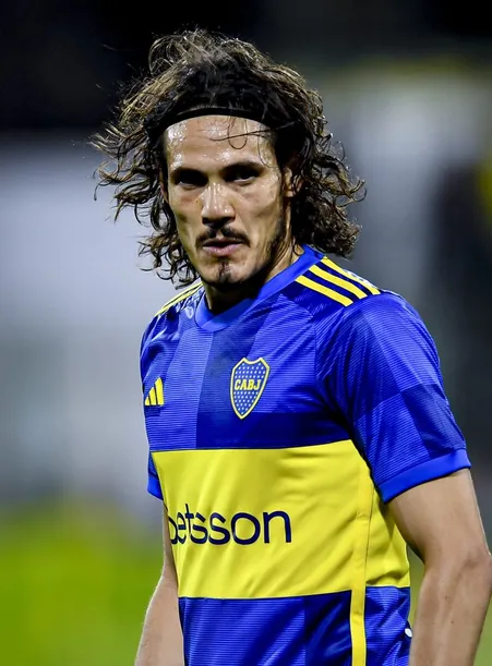 Cavani registra 12 remates al arco en 18 partidos. Foto: Getty