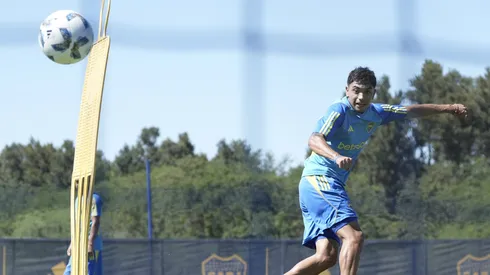 Langoni afina la puntería en Boca Predio. Foto: Prensa CABJ.