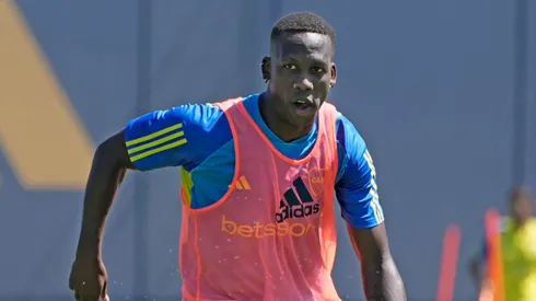 Luis Advíncula, lesionado: el panorama del defensor