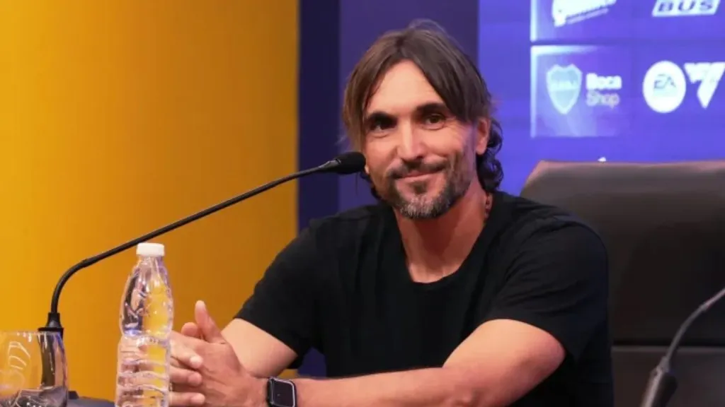 Diego Martínez fue presentado en conferencia de prensa. Foto: Manuel Calabró