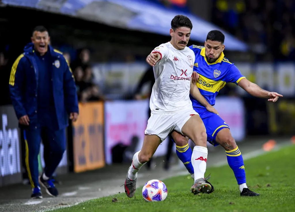 Jorge Almirón le respondió a Bruno Valdez. (Getty)