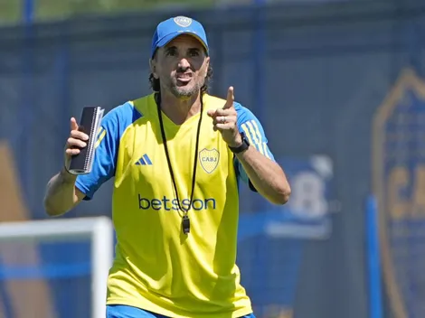 Una alternativa más: el 5 "oculto" que tiene Diego Martínez en el plantel de Boca     