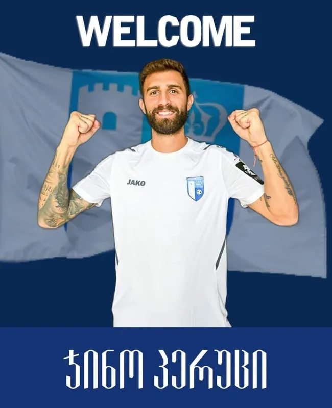 Peruzzi, al fútbol de Georgia.