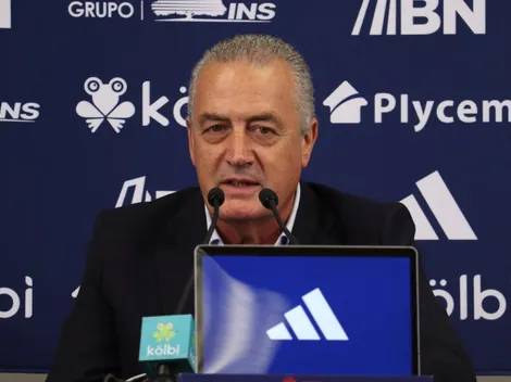 Malas noticias para Alfaro: el insólito problema que vivió el entrenador en Costa Rica