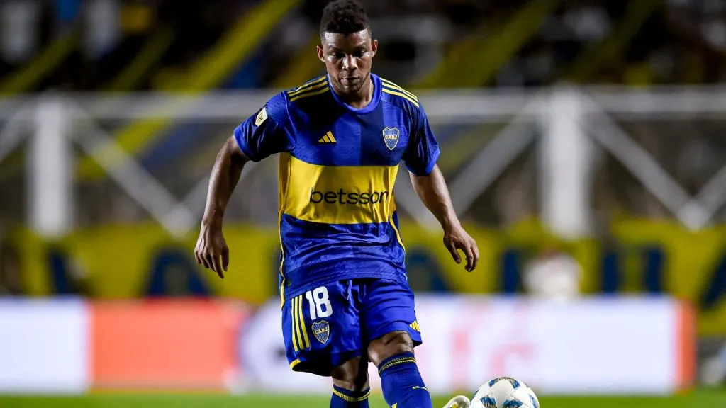 Martínez probó a Fabra en otra posición.