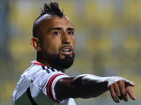 Vidal le mete presión a Carlos Palacios para que no se vaya a Boca