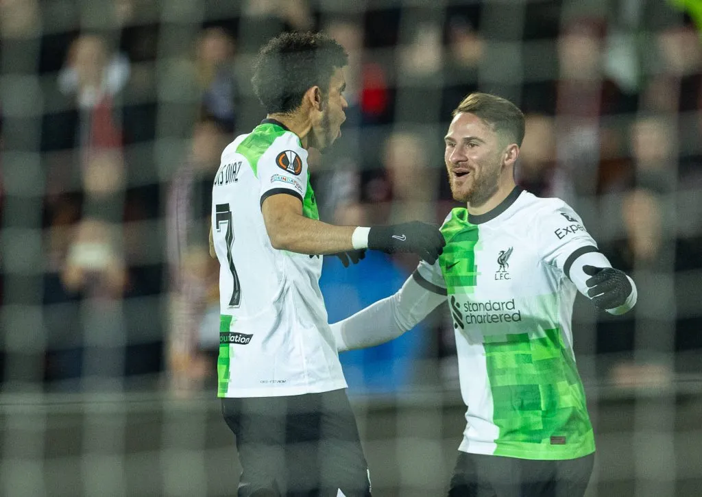 Alexis Mac Allister junto a Luis Díaz. (Imago)