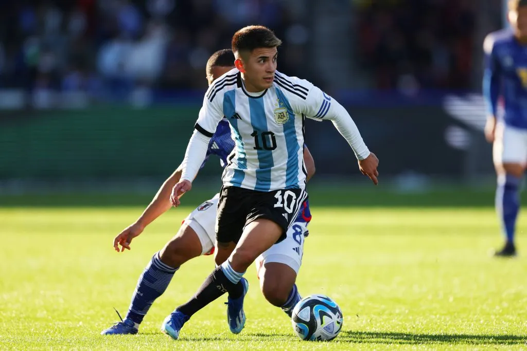 Thiago Almada, con la Selección Argentina Sub 23. (IMAGO)