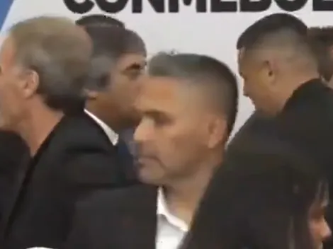 Viral: el inesperado encuentro entre Riquelme y Ruggeri en el sorteo de la Copa Sudamericana 2024