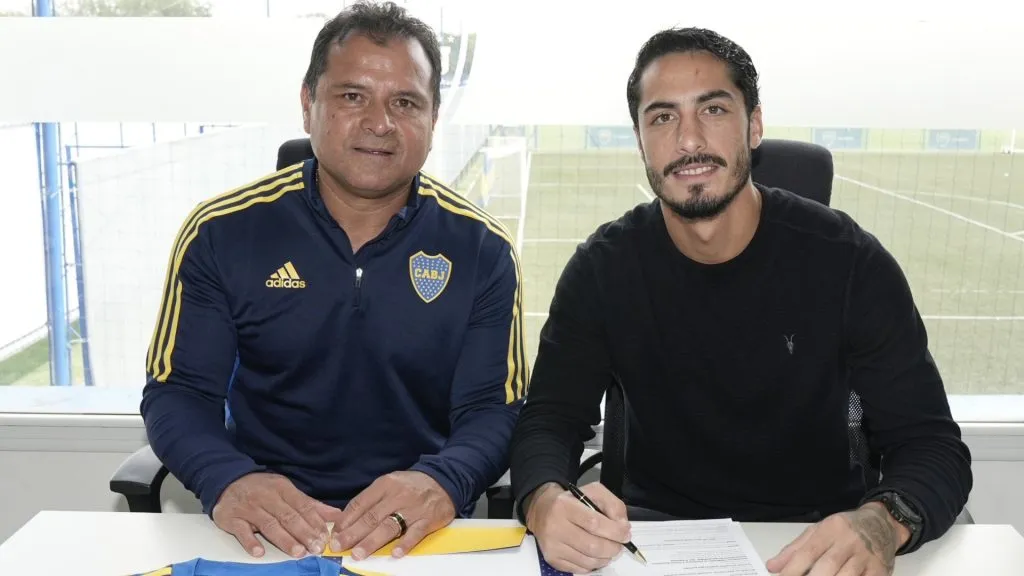 Figal renovó su contrato con Boca.