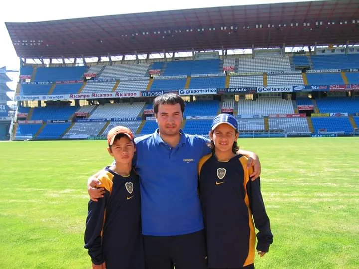 Diego Mazzilli, junto al Chimy Ávila y Leandro Paredes.