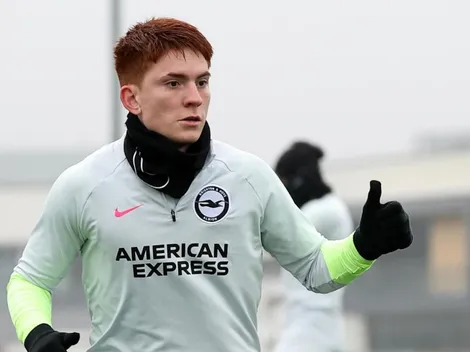 A lo Tevez: el sorpresivo nuevo look del Colo Barco, que lució junto a su novia