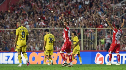 Tropezón en Santa Fe: Boca no estuvo a la altura (Getty)