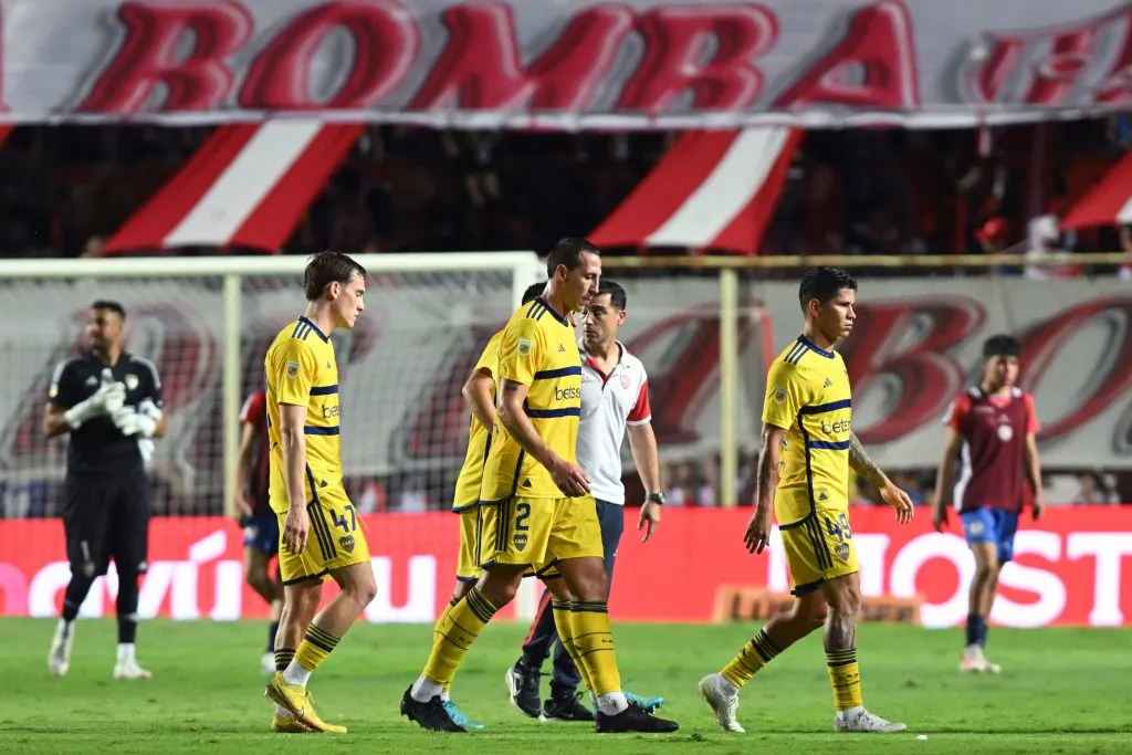 Caras largas tras la caída en Santa Fe frente a Unión. Foto: Getty