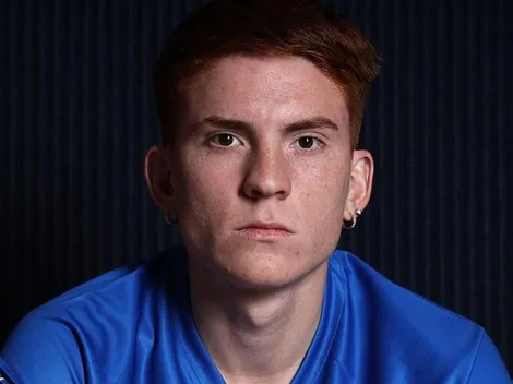 Luego de elogiarlo por su debut, el DT del Brighton tomó otra extraña decisión con el Colo Barco