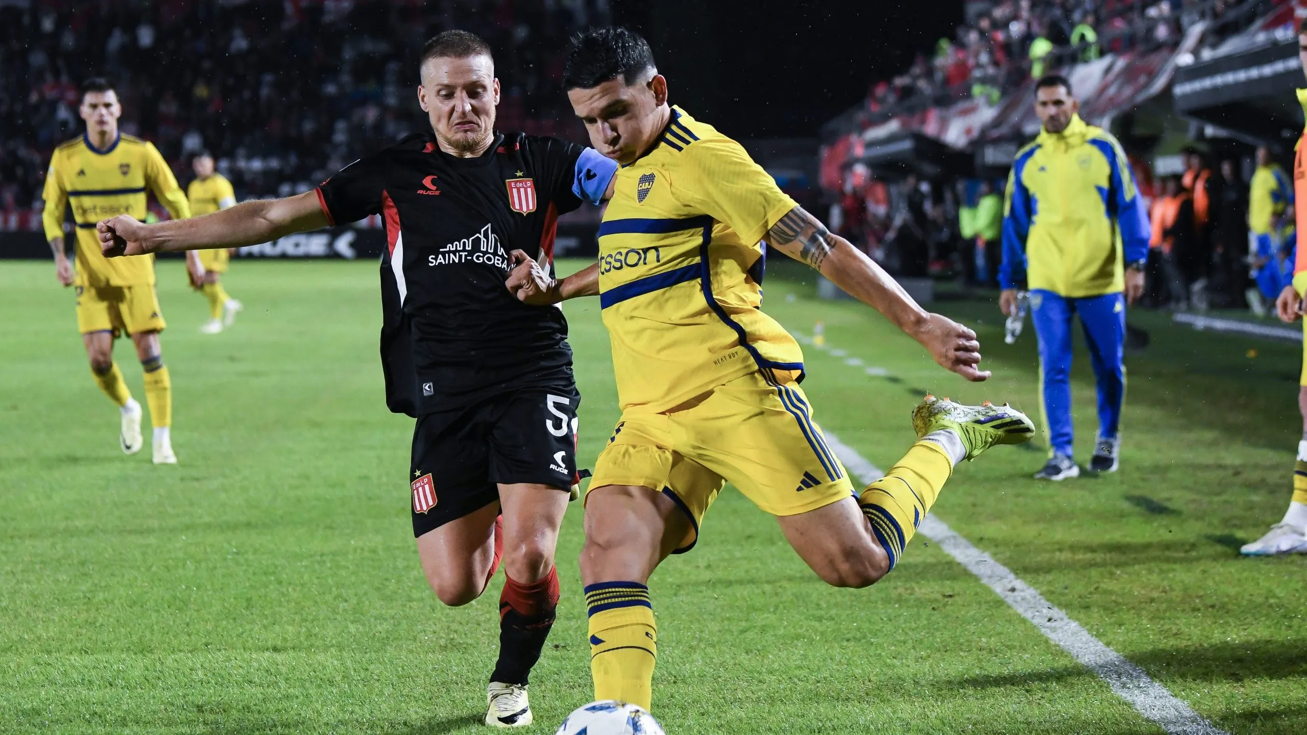Ascacibar ante Boca. (Getty Images)