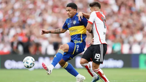 Dónde ver el partido y quiénes relatan el Superclásico.