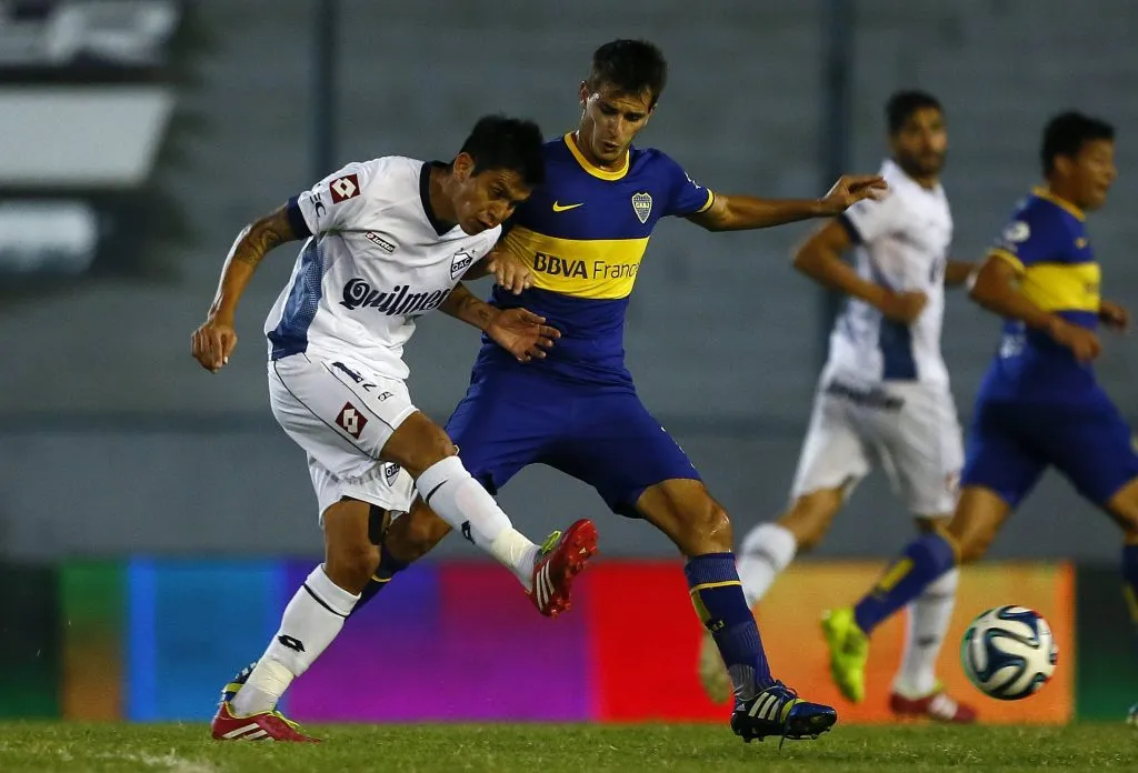 Miguel Caneo en Quilmes enfrentando a Boca. (Imago)