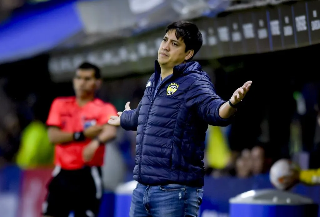 José Arrua apuntó contra el arbitraje en La Bombonera. Foto: Getty