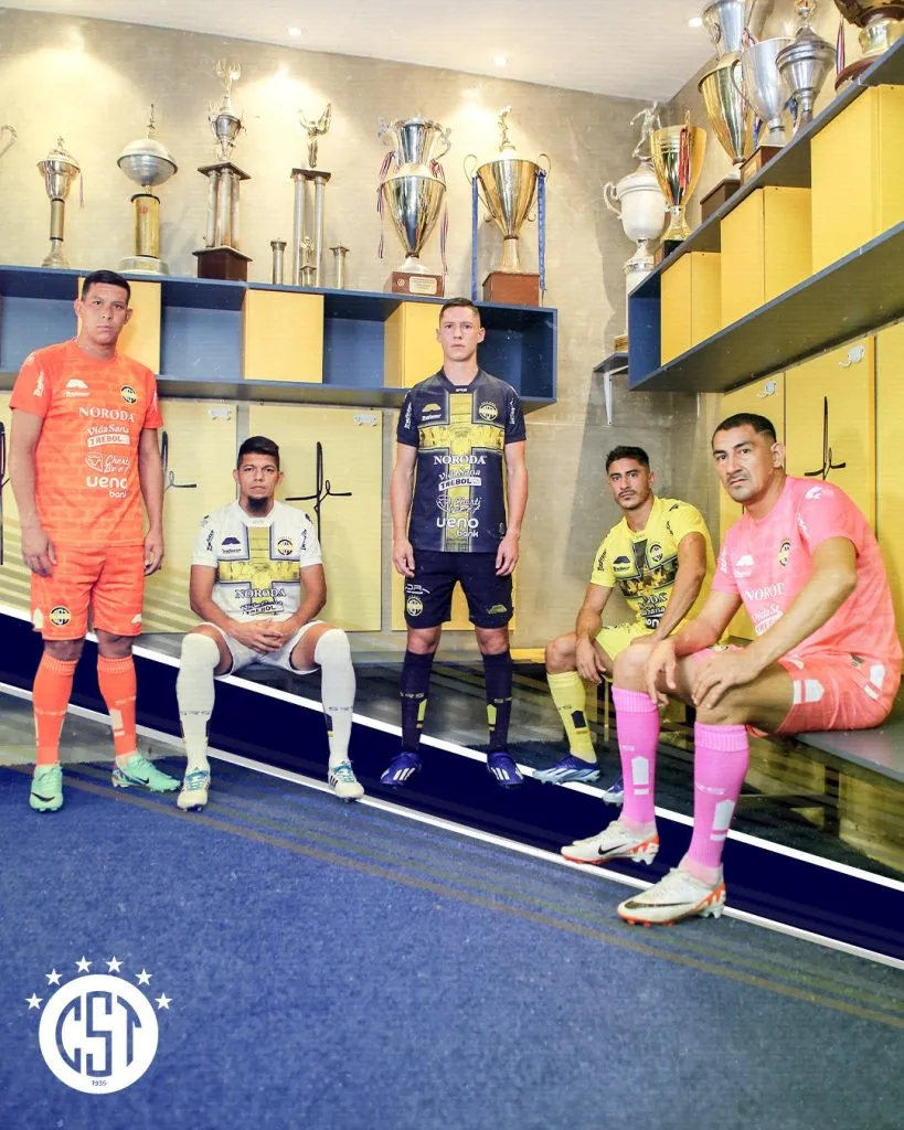 Las camisetas de Sportivo Trinidense (Sportivo Trinidense Oficial)