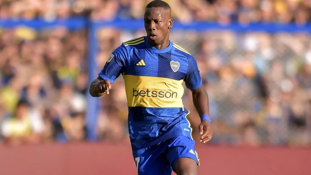 Advíncula, una de las prioridades de la dirigencia para renovar contrato. (Getty)