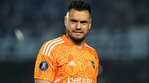 Sergio Romero ya lleva un mes afuera.