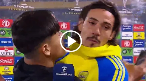 La reacción de Cavani a un incómodo momento.