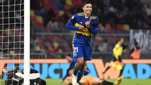 Equi festeja uno de sus goles ante Central Córdoba.