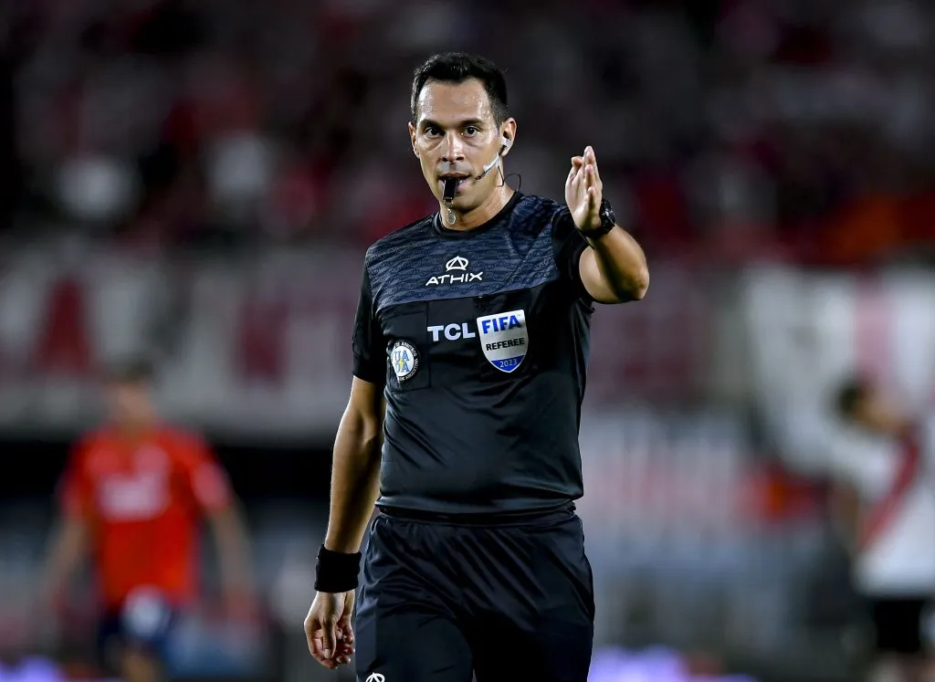 Facundo Tello, árbitro del partido (Getty Images)