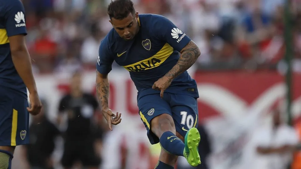 Cardona, autor de un golazo de tiro libre en el Monumental en 2017. (Imago)