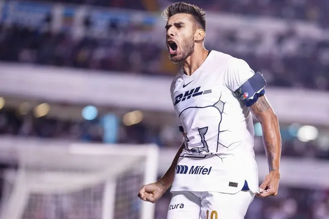 Toto Salvio, en Pumas. (IMAGO)