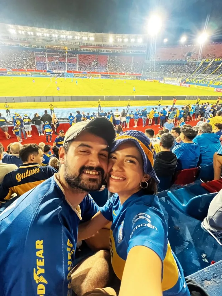 Alentar a Boca en pareja, una experiencia inolvidable para Francisco y su esposa.