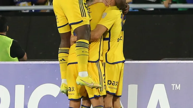 Boca, contra Trinidense.