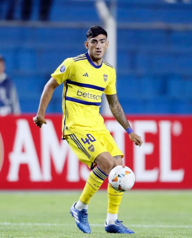 Di Lollo acompañaría a Figal en la defensa ante Atlético Tucumán. (Instagram)