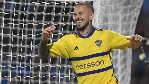 CORDOBA, ARGENTINA - OCTOBER 10: Dario Benedetto of Boca Juniors celebrates after scoring the team's first goal during a match between Belgrano and Boca Juniors as part of Copa de la Liga Profesional 2023 at Julio Cesar Villagra Stadium on October 10, 2023 in Cordoba, Argentina. (Photo by Hernan Cortez/Getty Images)