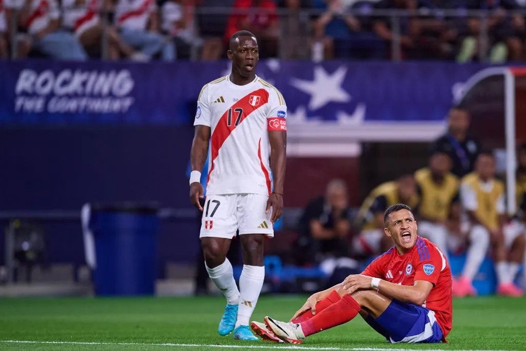 Advíncula, en Perú. (Imago)