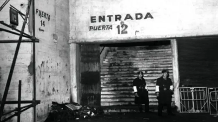 Puerta 12, lugar de la tragedia donde fallecieron 71 hinchas de Boca