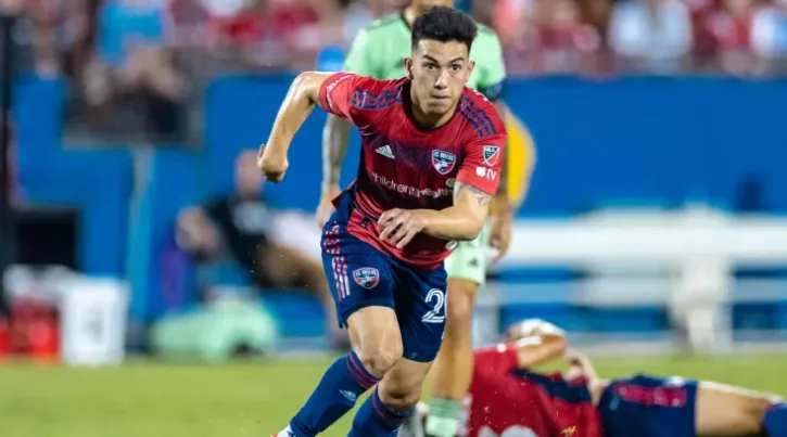 Boca sueña con Alan Velasco. (Imago)