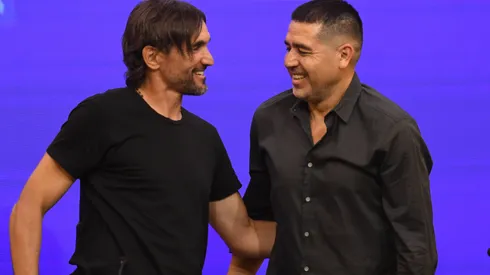 Diego Martínez y Riquelme planifican el mercado.