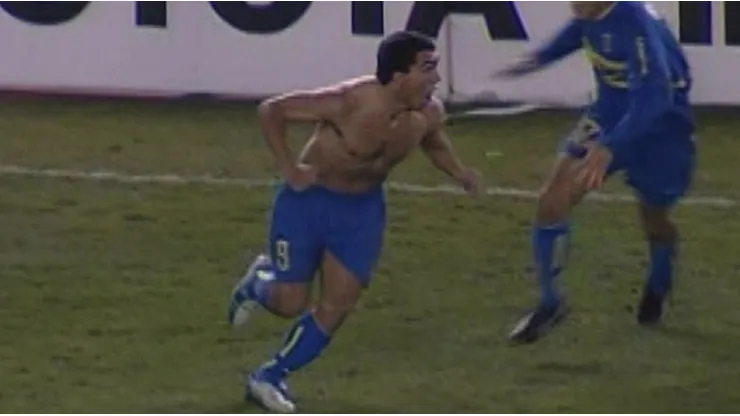 Un festejo eterno: Tevez silenció el Monumental. Foto: Captura de TV