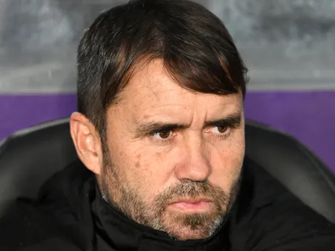 "Le tenían que haber dado una piña": la bronca de Coudet tras el partido que definió el rival de Boca