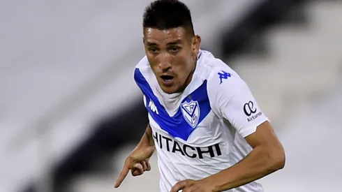 Centu lleva más de un año sin jugar y ahora no es tenido en cuenta en Vélez.